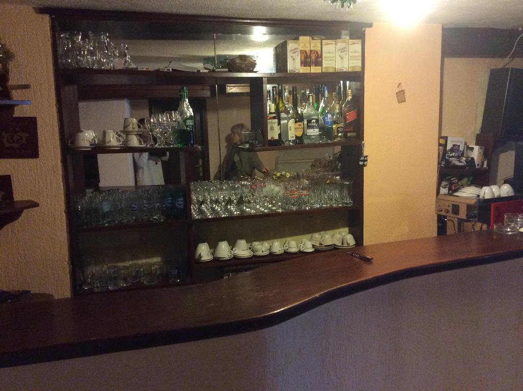 Hotel Balevurov サンダンスキ エクステリア 写真